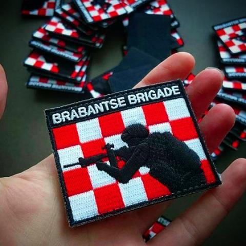 emblemen badges patches i badge pro merchandise bestellen laten maken kopen borduren 39