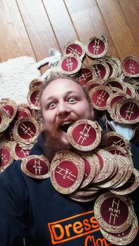 emblemen badges patches i badge pro merchandise bestellen laten maken kopen borduren 42
