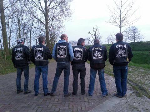 emblemen badges patches i badge pro merchandise bestellen laten maken kopen borduren delta-area