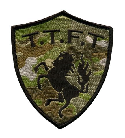 geborduurde badges patches laten borduren emblemen patch kopen badges-op-maat-laten-make camo