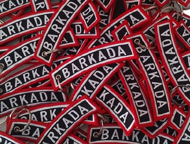 geborduurde sleutelhangers laten borduren maken remove before flight emblemen badges patches pro merchanidise 16
